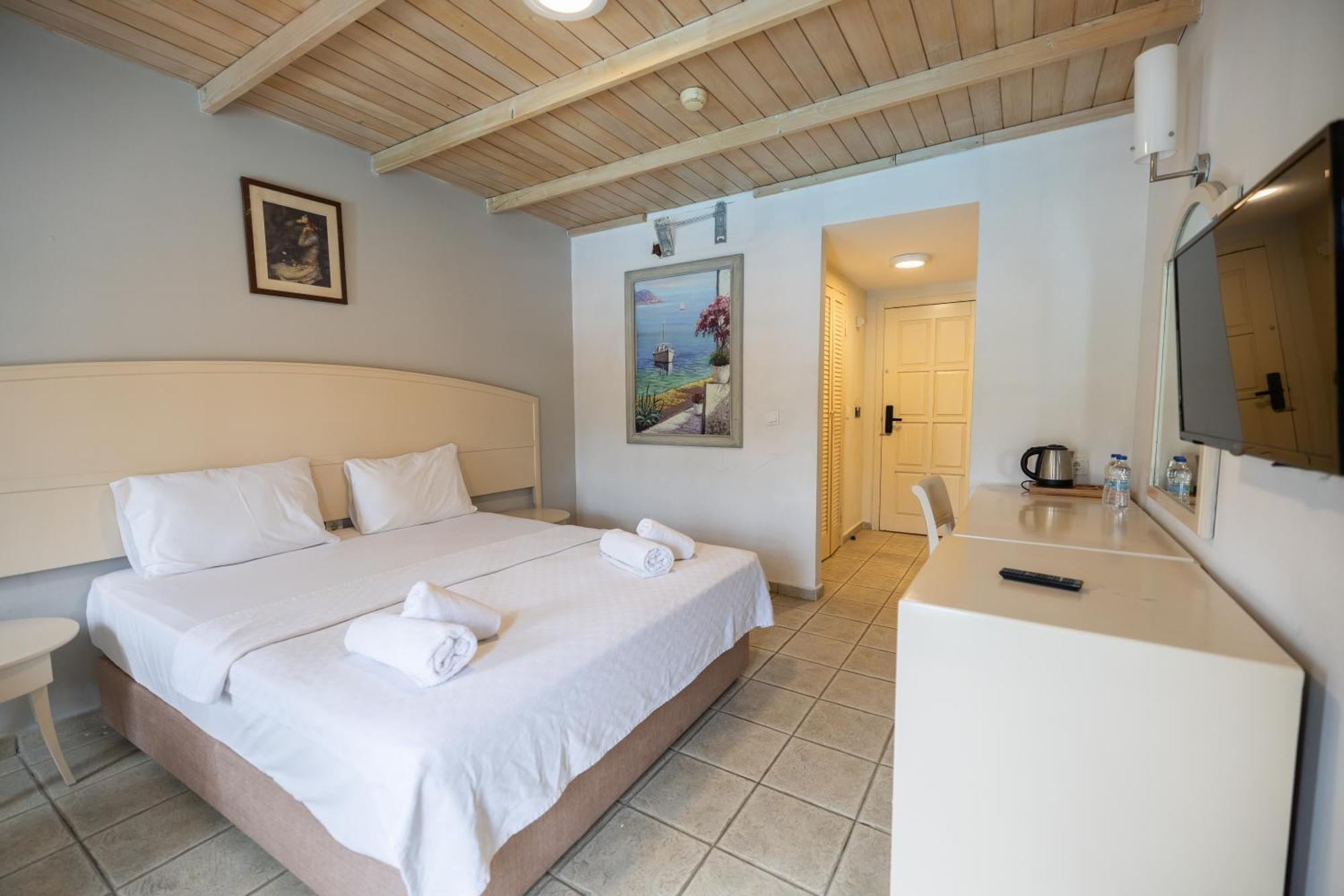 Alexander The Great & Otel
